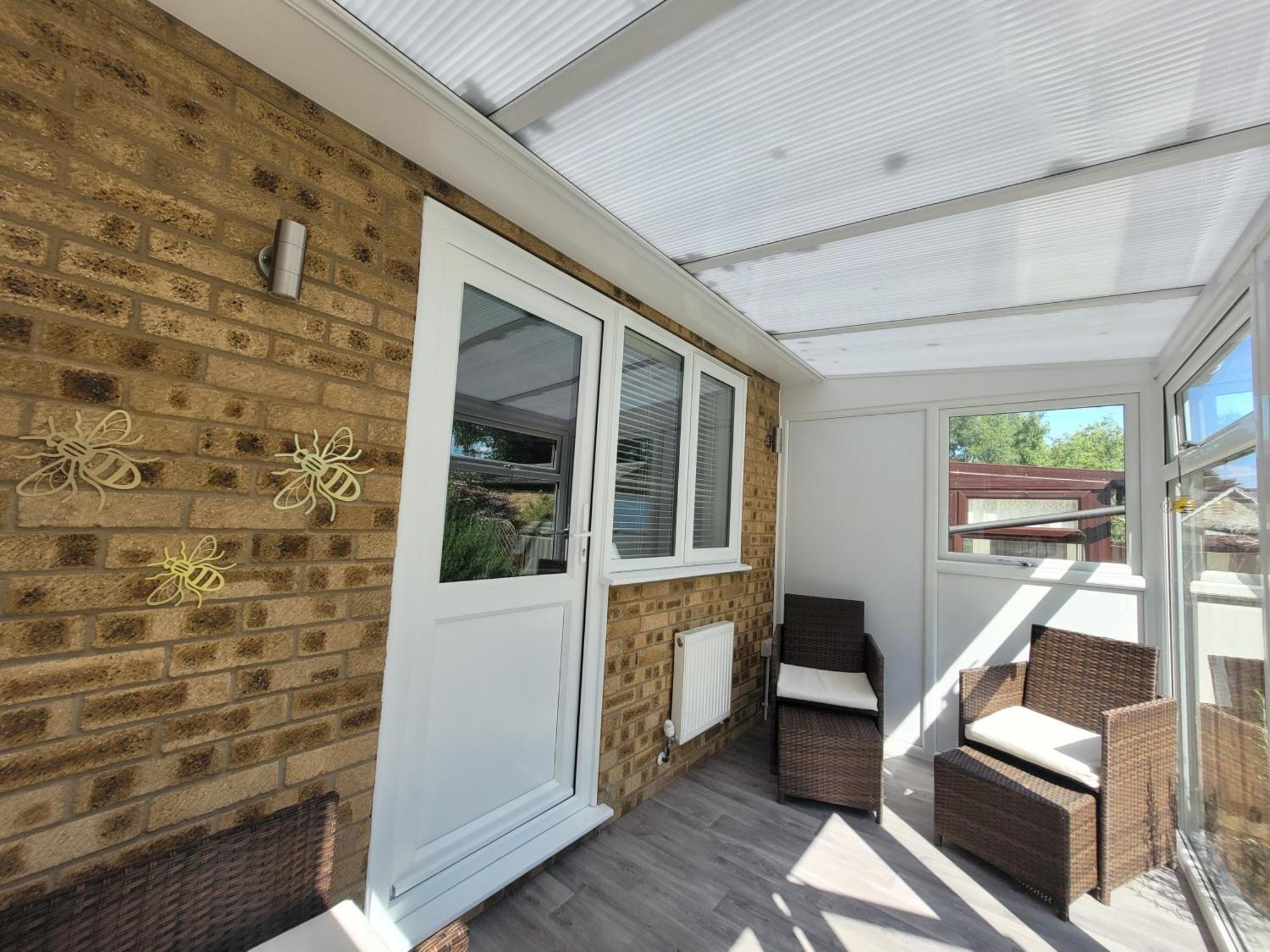 Bumblebee Bungalow - With Separate Office And Gaming Space By Catchpole Stays Colchester Eksteriør bilde
