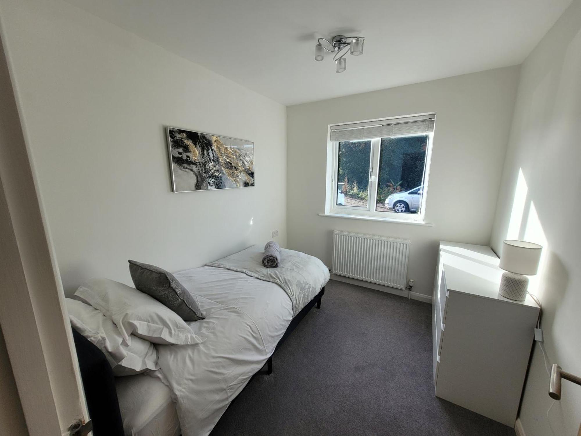 Bumblebee Bungalow - With Separate Office And Gaming Space By Catchpole Stays Colchester Eksteriør bilde