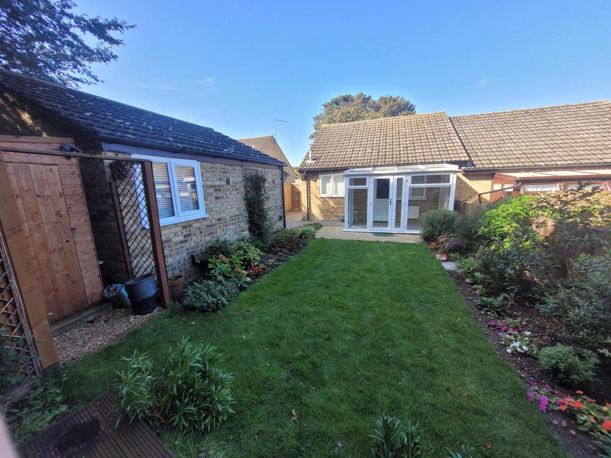 Bumblebee Bungalow - With Separate Office And Gaming Space By Catchpole Stays Colchester Eksteriør bilde