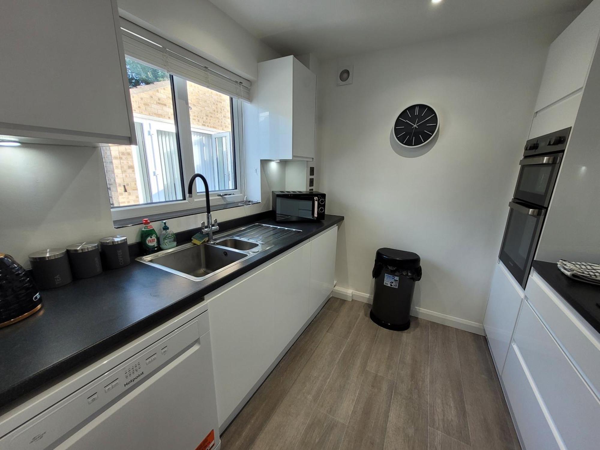 Bumblebee Bungalow - With Separate Office And Gaming Space By Catchpole Stays Colchester Eksteriør bilde